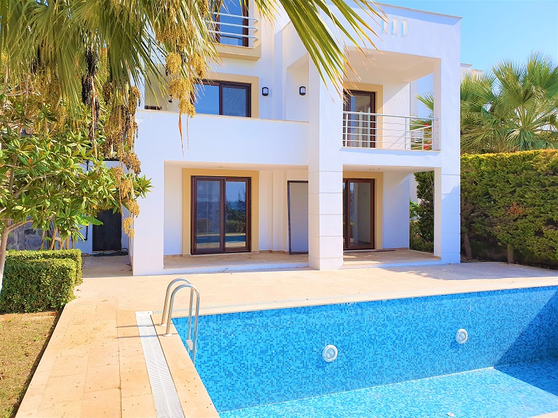 Bodrumda satilik yalikavak villa